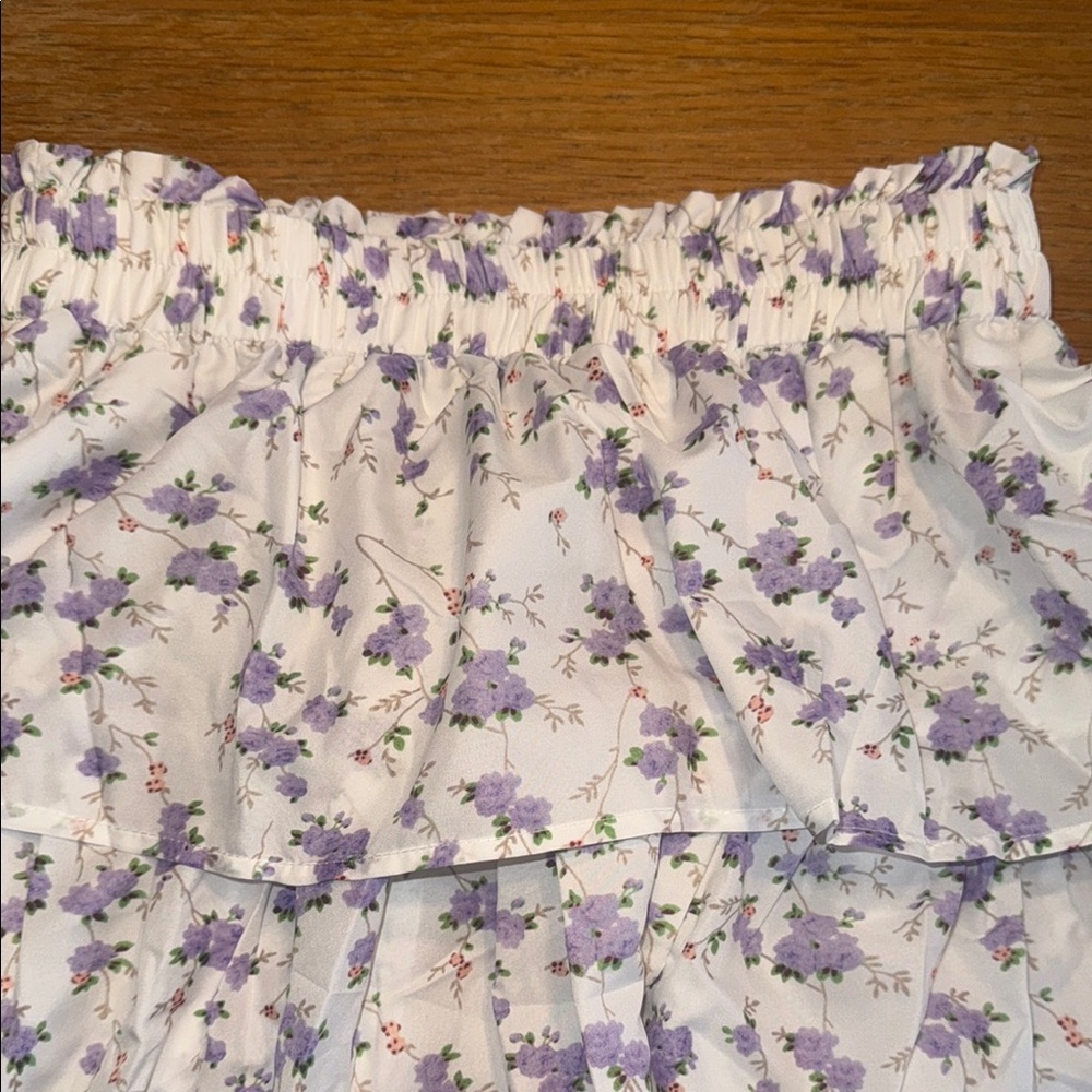 SHEIN Purple and White Bubble Mini Skirt with Tiered Smocked Design - Picture 2 of 4